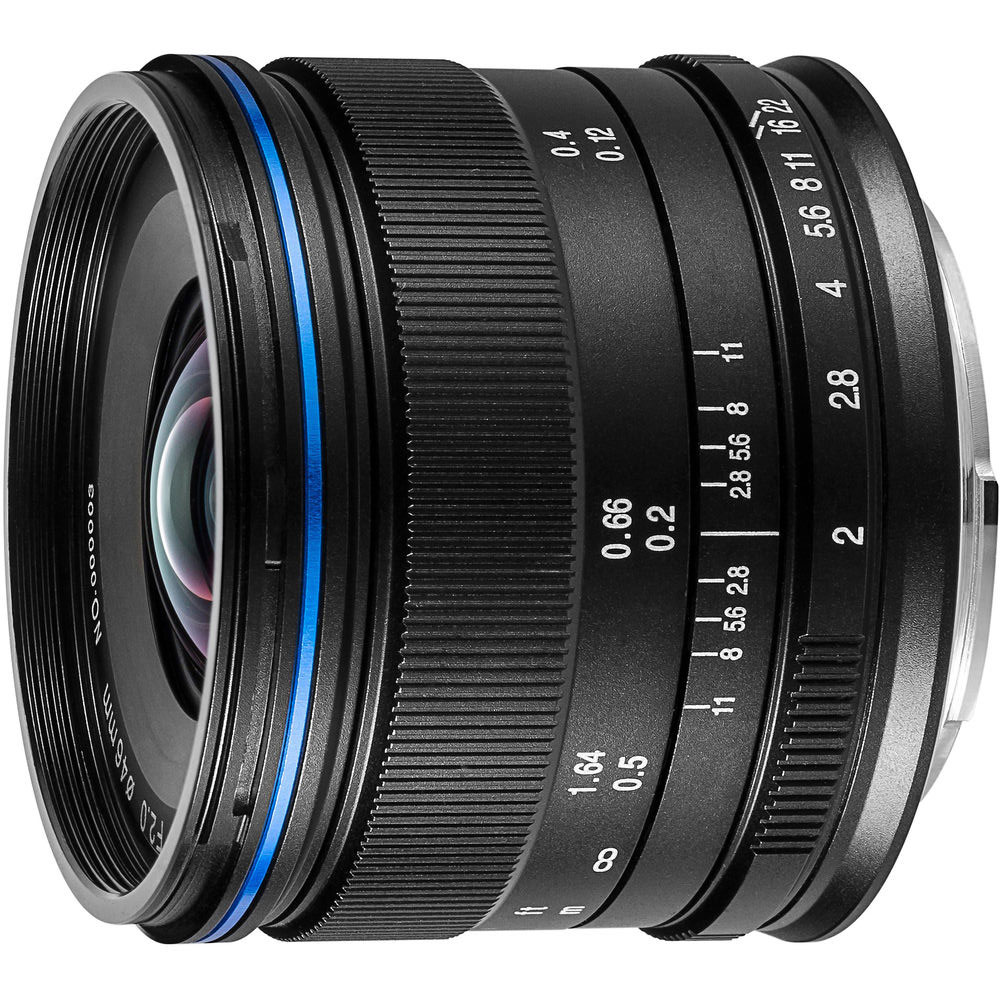 картинка Lens Laowa 7.5mm f/2 (Lightweight) Lens - Black  VE7520MFTLWBLK от магазина Chako.ua