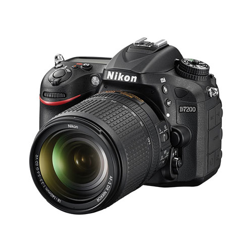 картинка Nikon D7200 kit with lens 18-140VR от магазина Chako.ua
