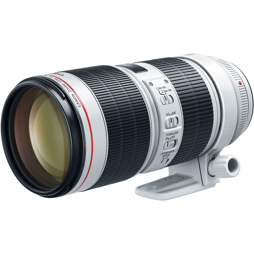 картинка Lens Canon EF 70-200mm/f2.8L IS III USM от магазина Chako.ua