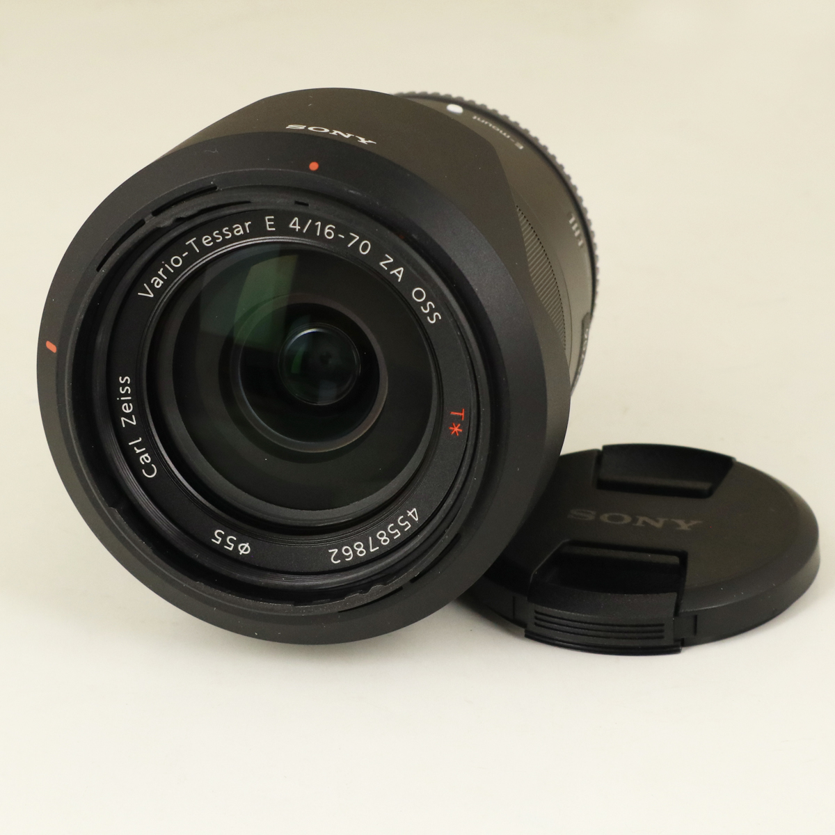 картинка Lens Sony SEL1670Z16-70mm f/4 ZA OSS E Vario-Tessar T  бв от магазина Chako.ua